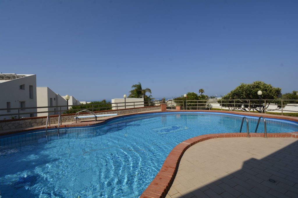 piscina-villa-cielo-e-mare